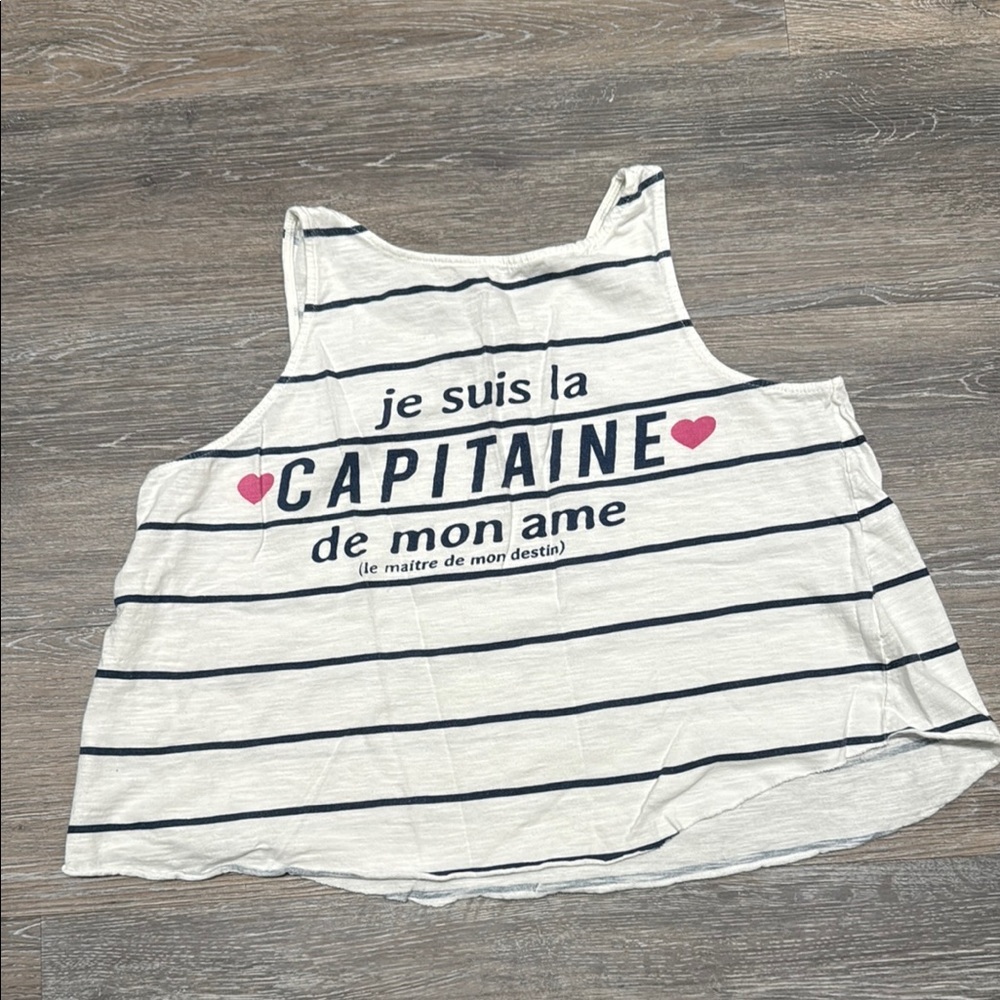 Cropped graphic tank